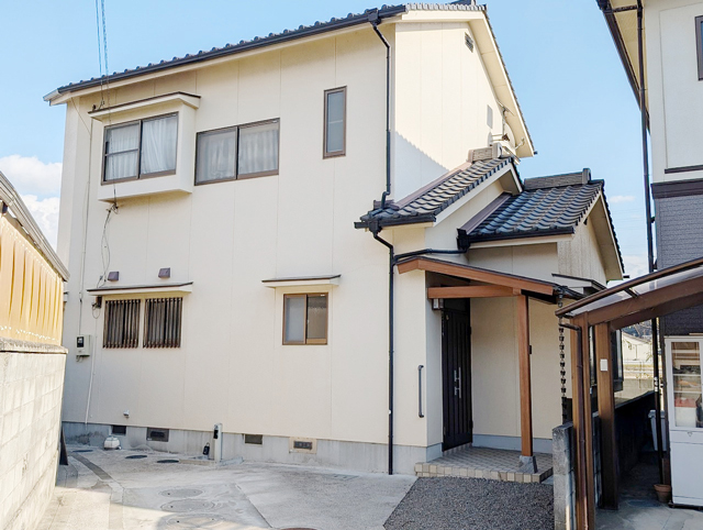 愛媛県松山市福音寺町675-10、587-5